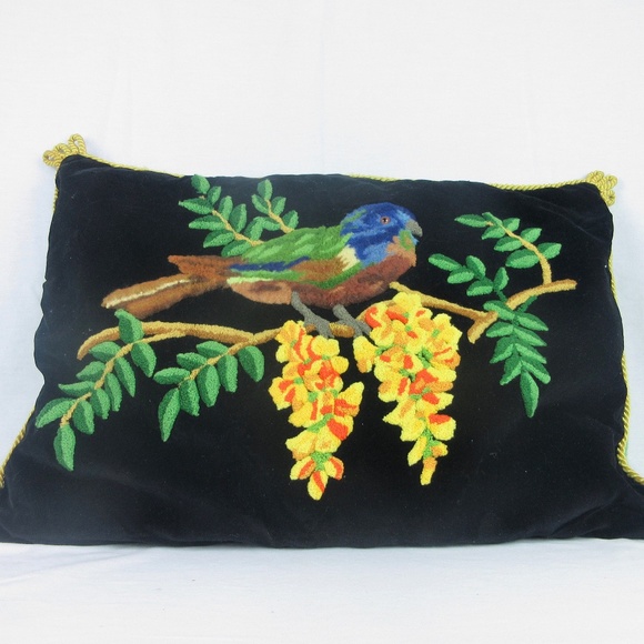 Vintage Punch Needle Embroidery Wool Velvet Pillow - Picture 3 of 8